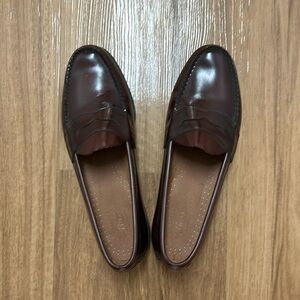 GH Bass Leather Penny Loafer with Occasional Wear. Burgundy. Size 12.